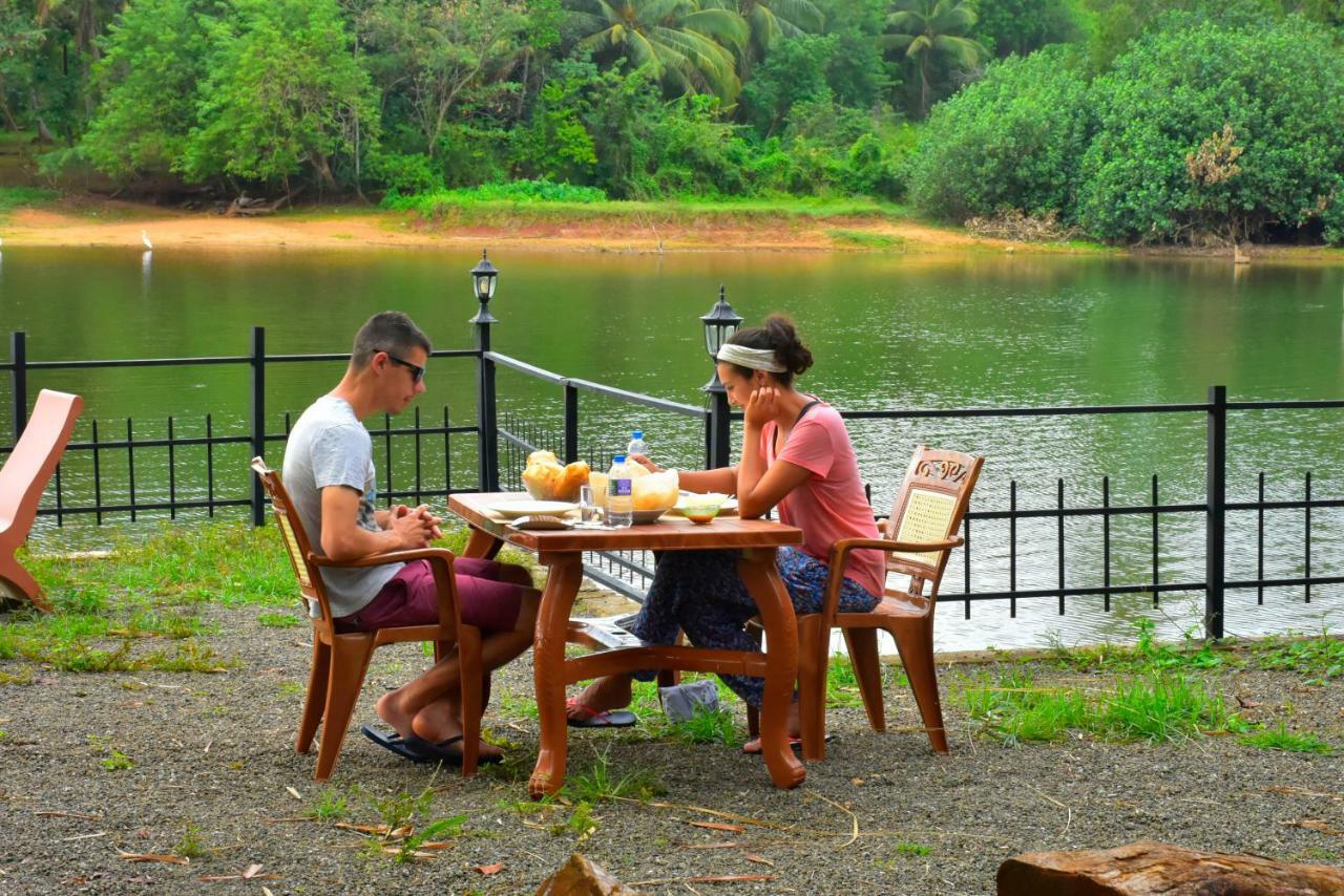 Pelican Lake Udawalawe Exterior foto